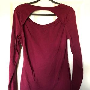 NWT Energie Burgundy Long Sleeve Size XL
